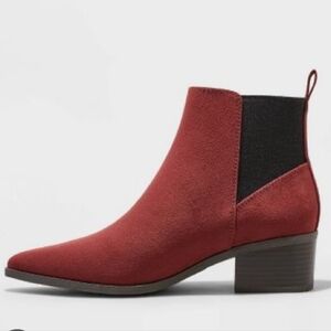 A new day Gwen memory foam pull on ankle heeled  boots New